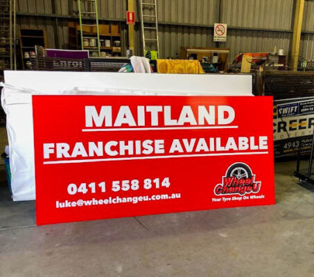 sign writing cardiff newcastle Corflute signage design & printing in Cardiff Wheel Change U- Corflute Signs 1